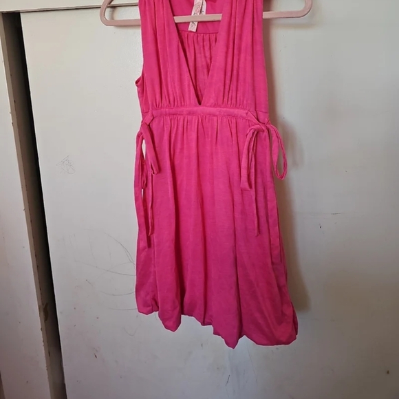 Wish Bright Pink Garment - Picture 1 of 5